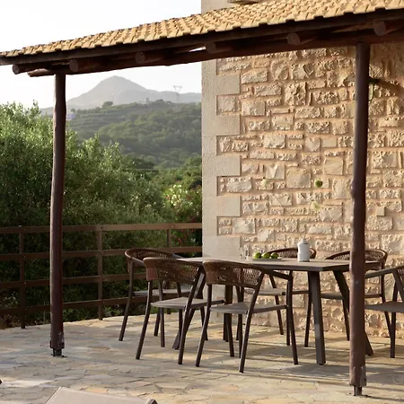 Ellotia & Asterion By Forest Villa *