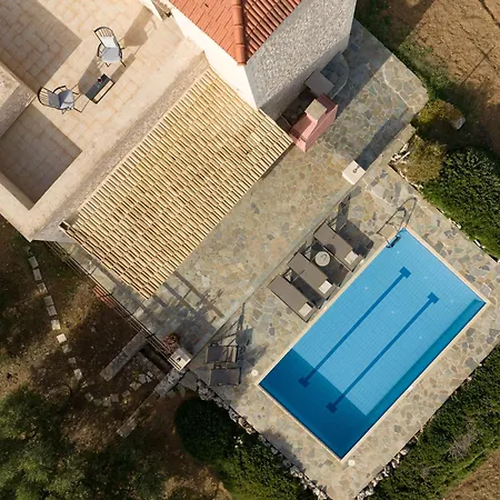Villa Ellotia & Asterion By Forest Rethymno (Crete)
